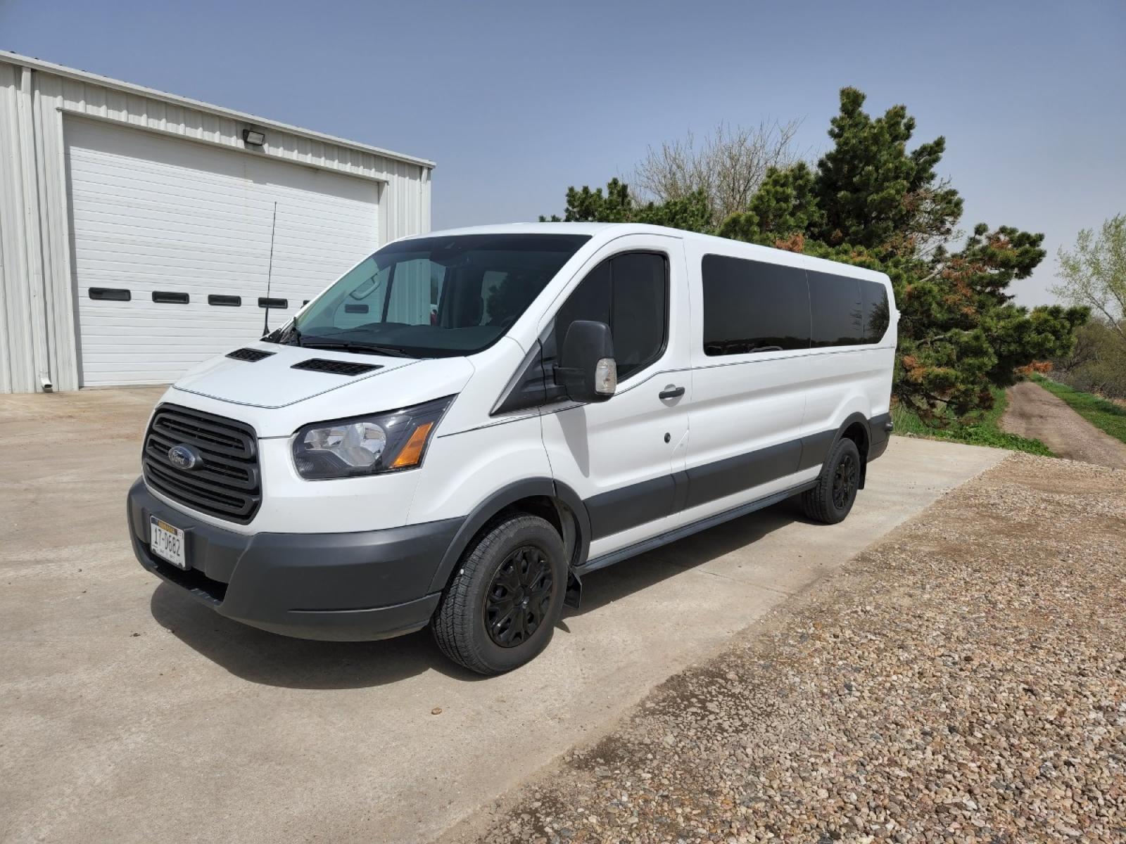2018 White /Gray Ford Transit 350 Wagon Low Roof XLT w/Sliding Pass. 148-in. WB (1FBZX2YG8JK) with an 3.5L V6 DOHC 24V engine, 6A transmission, located at 205 W Nobes Rd, York, NE, 68467, 40.857784, -97.594452 - Photo #0